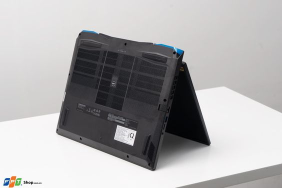 Tản nhiệt Acer Predator Helios Neo PHN16-71-74BA